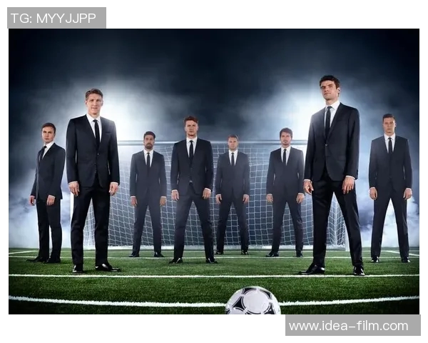 时尚界的足球明星如何在绿茵场与T台之间游刃有余展现个人魅力与风格 时尚界的足球明星如何在绿茵场与T台之间游刃有余展现个人魅力与风格