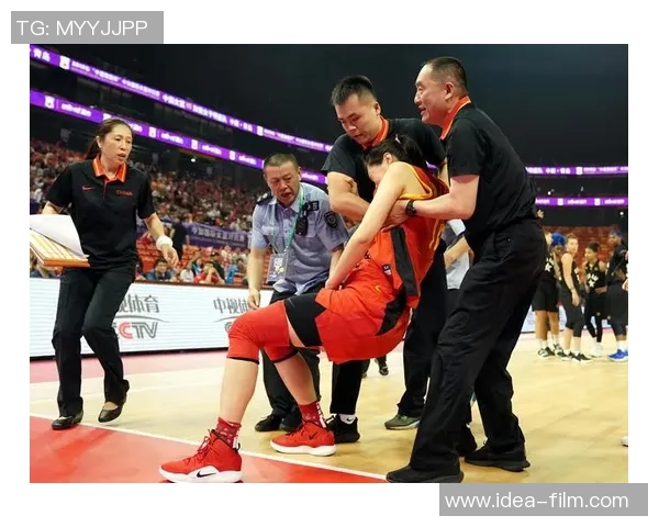 杨芳专访:从青涩球员到篮球教练的成长与思考 杨芳专访:从青涩球员到篮球教练的成长与思考